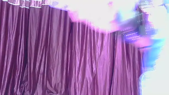 Lovely12streaming webcam