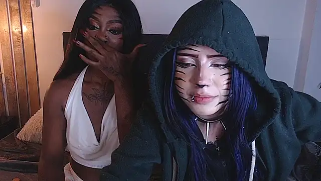 nikkystorm1_ webcam