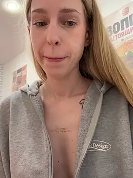 kira_mia webcam