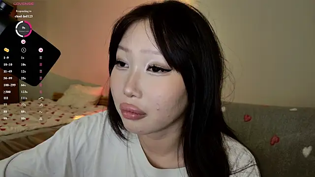 whispersofdarsy webcam