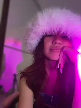 kira_ec webcam