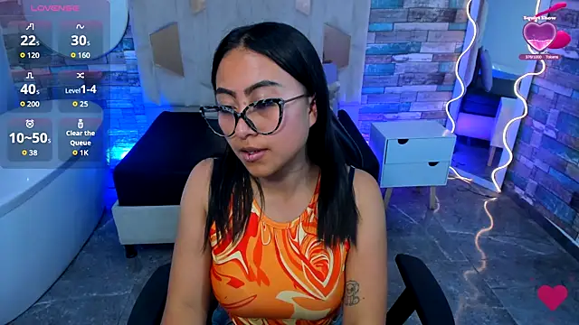 Amhira_Tay webcam