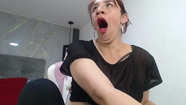 JessiDovee webcam