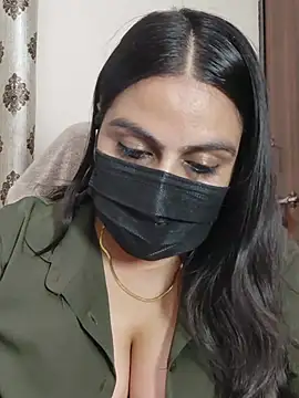 Aysha_69