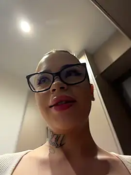 nickybenzz