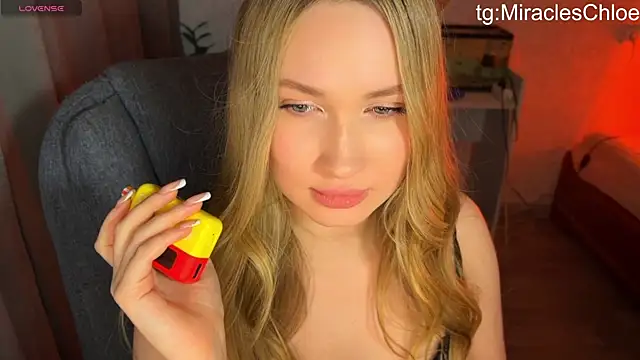 ChloeMillerMeow webcam