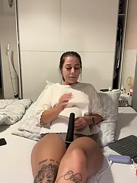 Luna_licous webcam