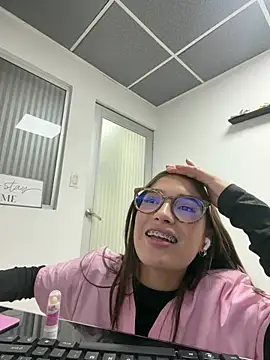 Sweet_Milaa1 webcam