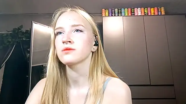 Mia_Azart webcam