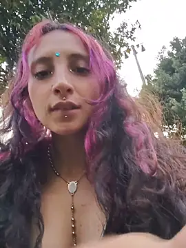 _Laary_Lily webcam