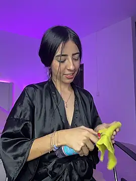 Mirandaa_Rogers webcam