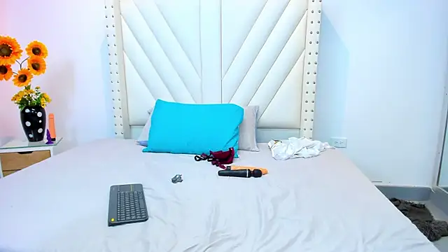 Paulynavera webcam
