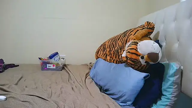Prettylondond webcam
