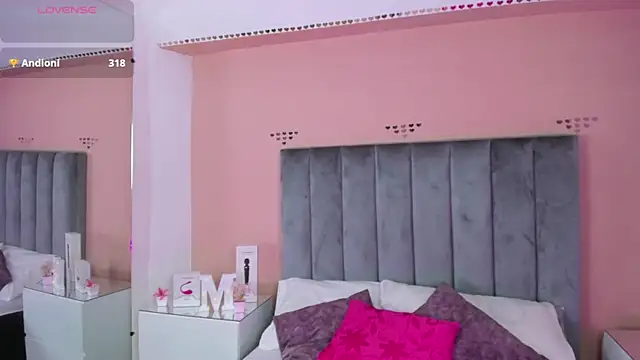 MiaPortmass_ webcam