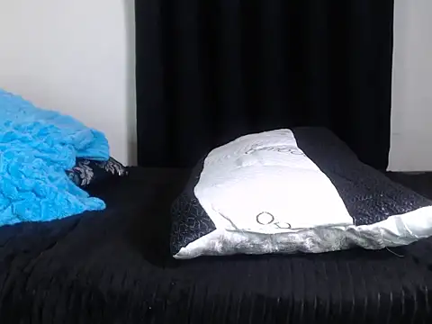 Lizzy_boo24 webcam