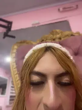 NicolleMonroee webcam