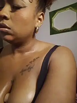 Blackk_girl webcam