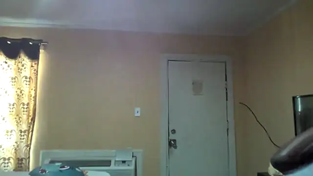 Jasmine_FullsShine webcam