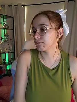 NaomiShimizu webcam