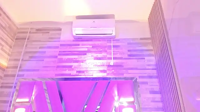 averline_sterling webcam