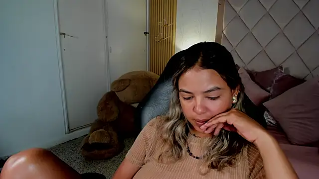 dulce_lyraa1 webcam