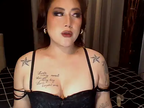 YourMistressAggy live cam