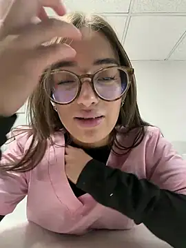 Sweet_Milaa1 webcam
