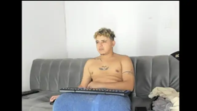 Charlie_Scorpion live cam
