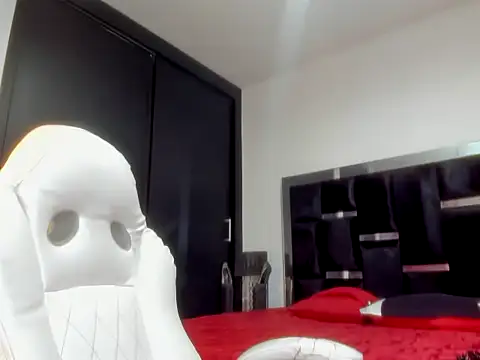 Miranda_bigcock3 live cam