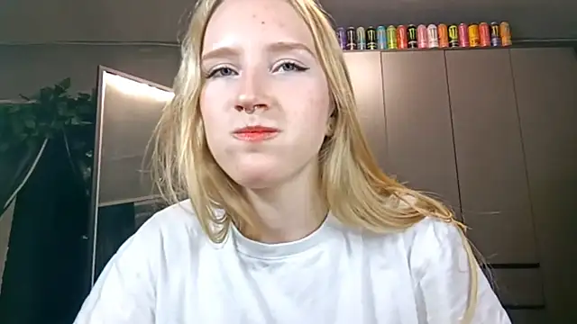 Mia_Azart webcam