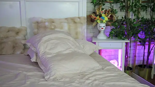 EmillyBronte webcam