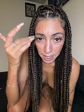 Lalla-Amani live sex cam