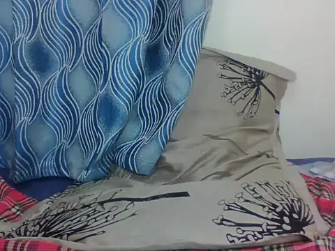PrettyEve webcam