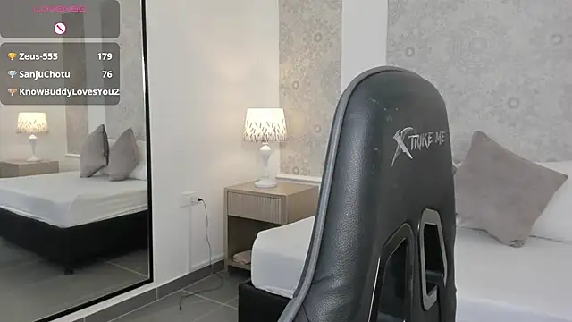 stephanya_ webcam