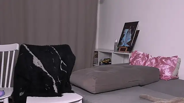 LadyTrep webcam