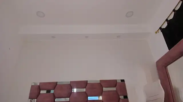 sara_sm1th_ webcam
