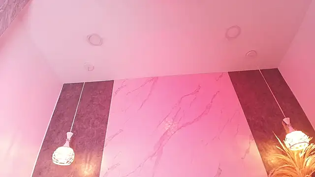 Vicky-Mooree webcam