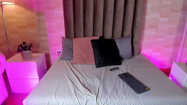 Nhicolas_Salazar webcam