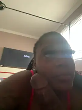 rierieNmya webcam