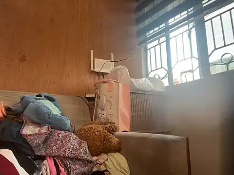 asian-doll webcam