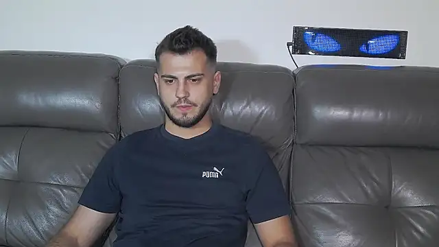 CrazyDom1 webcam