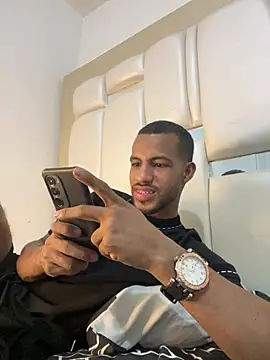 Criistian_prado webcam