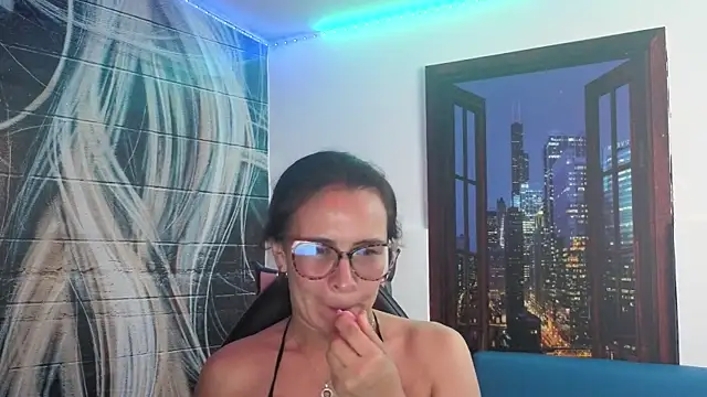 Eva_mermaid live cam on StripChat