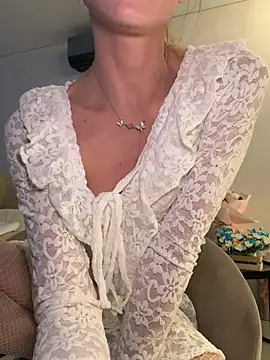 -AngelAri- webcam
