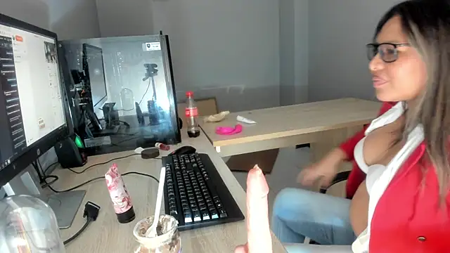 liana_noa - Liana_noa's free webcam - UK Sex Cams