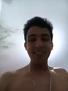 tchutom - Tchutom's free webcam - UK Sex Cams