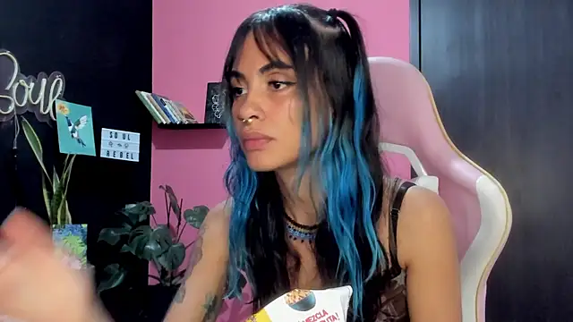 azula_lillet webcam