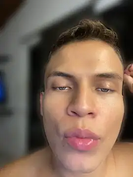 _Leo_Boy webcam