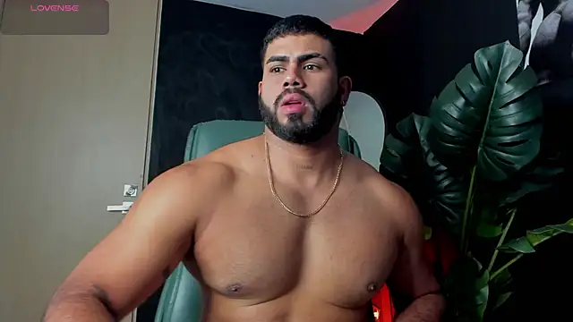 noahcrux_ webcam