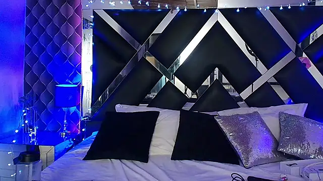 victoriaa_lee_ - Victoriaa_lee_'s free webcam - UK Sex Cams